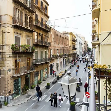 Lägenhet Maqueda Palermo